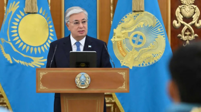 Токаев призвал казахстанцев не впадать в пессимизм и апатию