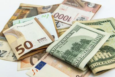 EUR/USD: Ожидания и прогнозы на фоне снижения экономических индикаторов