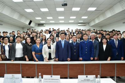 Студентам КазНУ рассказали о тонкостях международно-правового взаимодействия