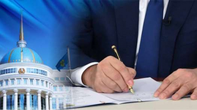 Два заместителя председателя КНБ освобождены от должностей