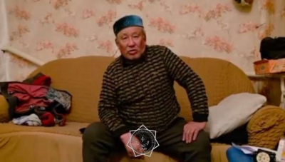 Пожилой мужчина потерялся в степи и провел ночь в холодном автомобиле